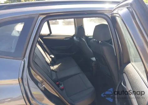 2013 BMW X1 xDrive28I из США, поврежденный, VIN WBAVL1C59DVR85639